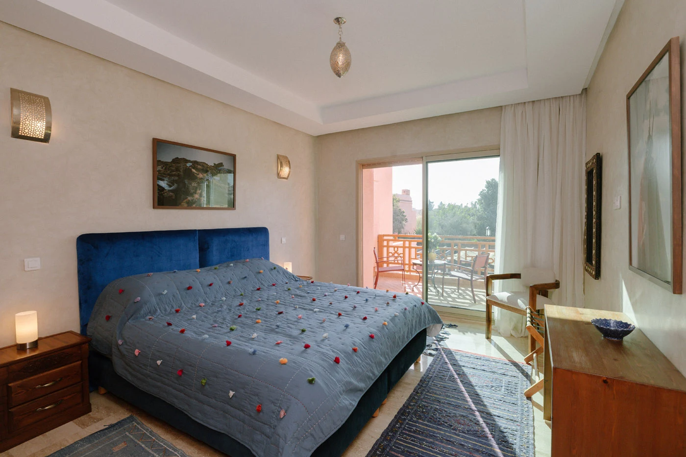 Master bedroom with terrace light